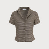 Blouse Gingham Marron à Col — Manches Courtes, Dos Noué, Coupe Ajustée
