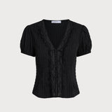 Blouse Noire en Jacquard Dentelle — Manches Bouffantes, Décolleté en V, Boutons
