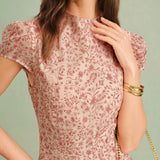 Robe Maxi Fleurie Rose — Col Montant, Manches Capes, Coupe A-Ligne