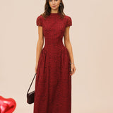 Robe Maxi Fleurie Rouge — Manches Capes, Encolure Haute, Coupe A-Ligne