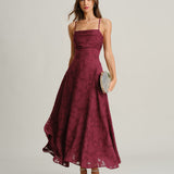 Robe Maxi Slip Jacquard Rouge Vin — Dos Croisé, Décolleté Carré, Occasion Spéciale