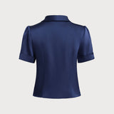 Blouse Boutonnée en Satin Marine — Tenue de Bureau, Coupe Élégante